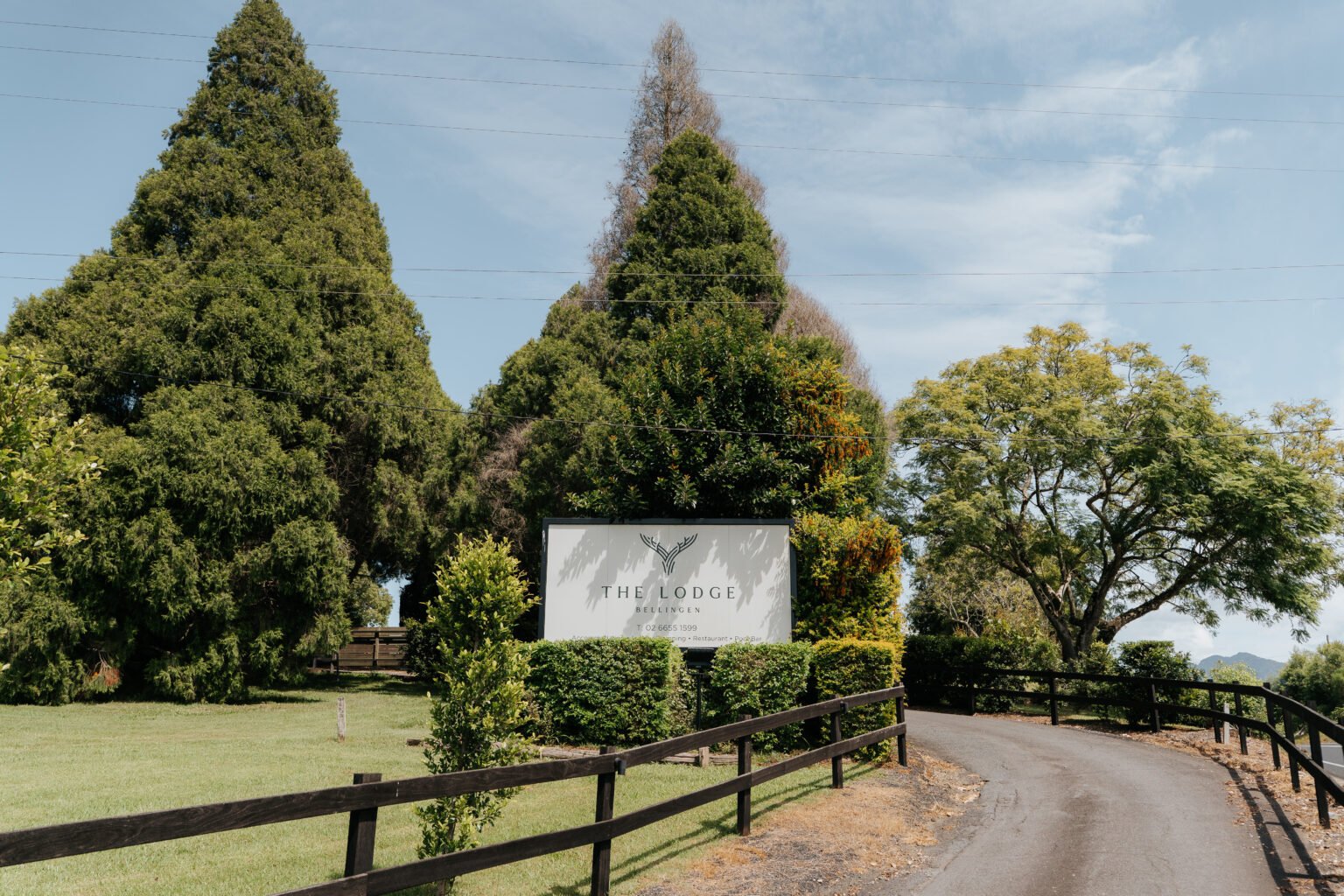 Lodge driveway Homepage-1 Lodge driveway Homepage-1